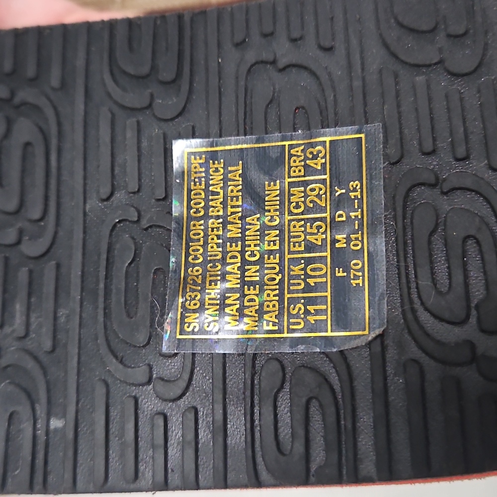 Men's Size 11 Tan Foam Sketchers Flip Flops NWT - Picture 4 of 7